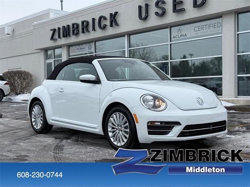 Used 2019 Volkswagen Beetle 2.0T SE image 1