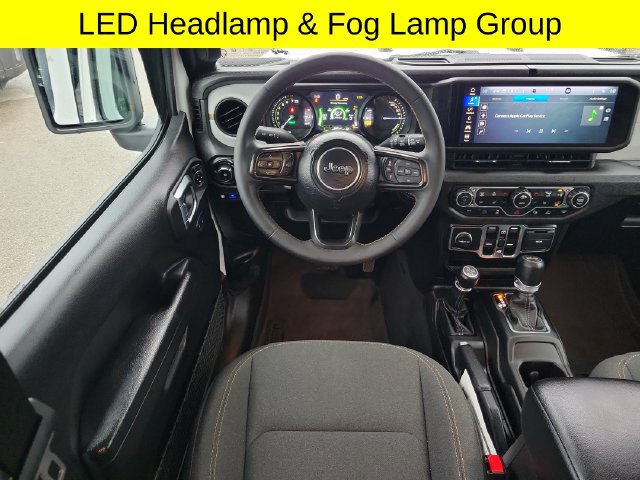 Used 2024 Jeep Wrangler Unlimited w/ Convenience Group AWD/4WD image 9
