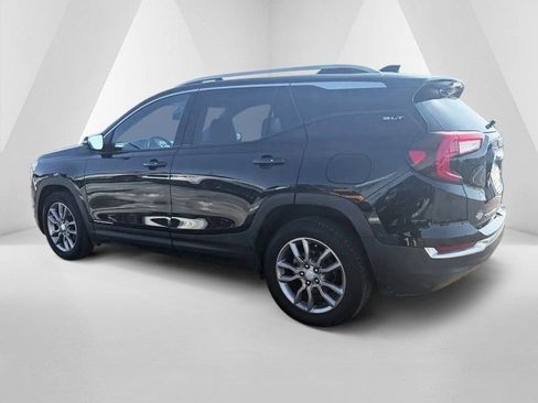 Used 2022 GMC Terrain SLT image 5
