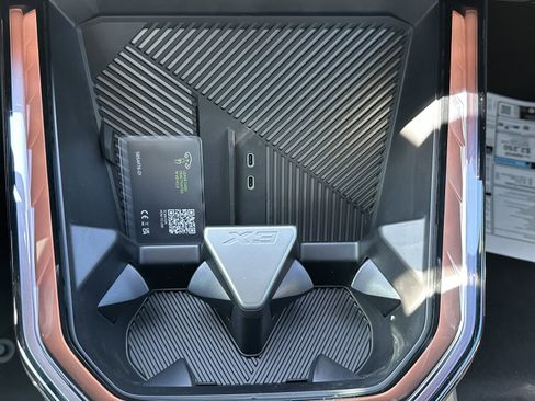 Used 2026 BMW X3 xDrive30 w/ Convenience Package image 25