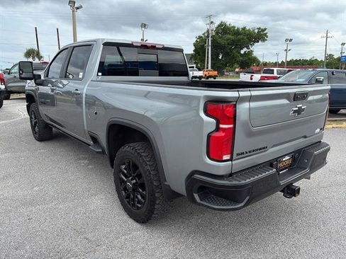 Used 2025 Chevrolet Silverado 2500 LT w/ Trail Boss Package AWD/4WD image 6