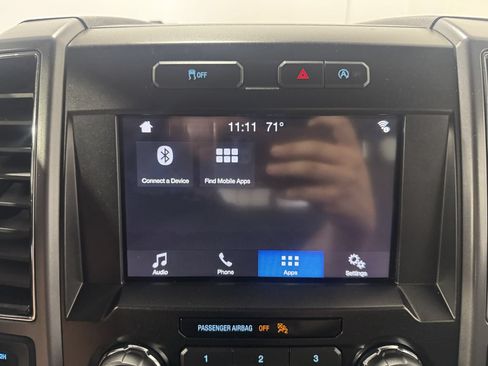 Used 2019 Ford F150 XLT w/ Equipment Group 302A Luxury AWD/4WD image 39