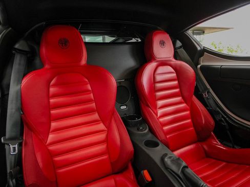 Used 2018 Alfa Romeo 4C Coupe w/ Coupe Track Package 1 RWD image 24