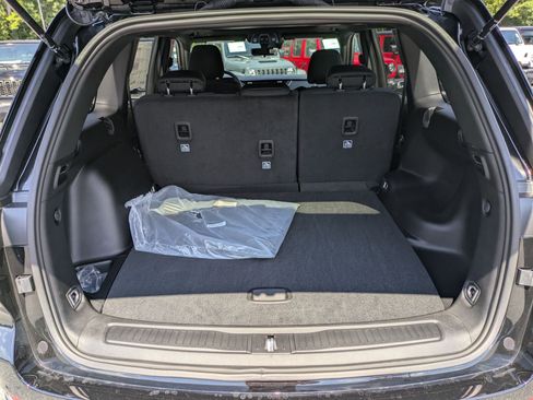 New 2025 Jeep Grand Cherokee Laredo X w/ Trailer Tow Package image 25