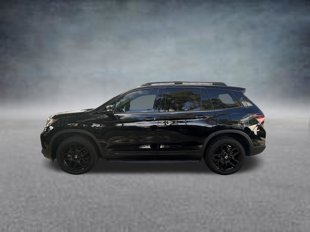 Used 2025 Honda Passport Black Edition image 4