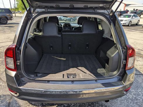 Used 2016 Jeep Compass High Altitude AWD/4WD image 21