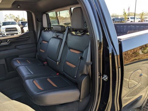 Used 2023 GMC Sierra 1500 AT4 w/ AT4 Preferred Package image 43