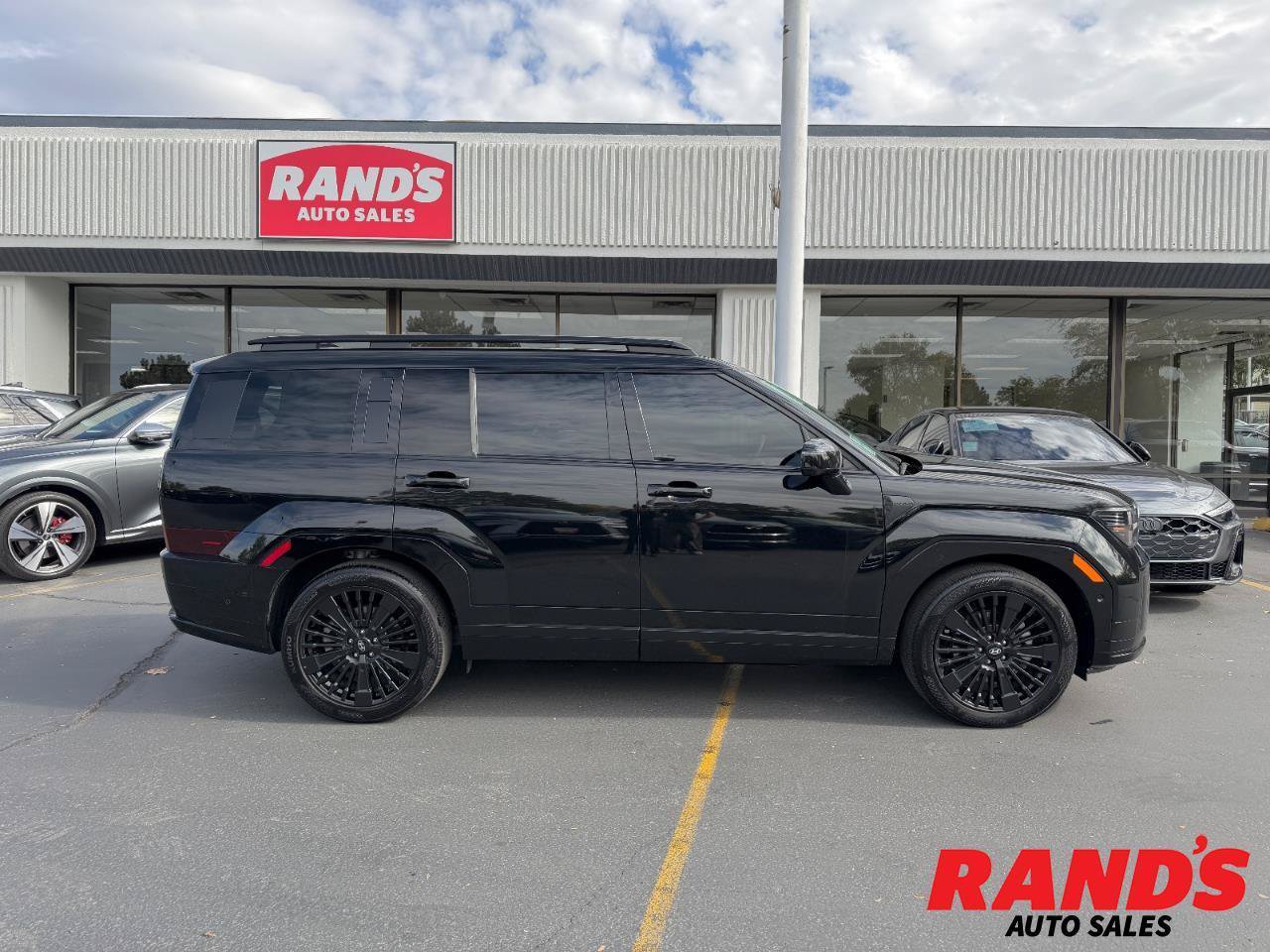 Used 2025 Hyundai Santa Fe Calligraphy AWD/4WD image 1