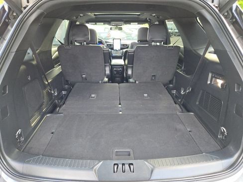 Used 2023 Ford Explorer ST w/ Equipment Group 401A AWD/4WD image 19