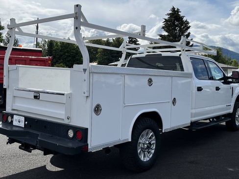 Used 2021 Ford F350 XLT AWD/4WD image 5