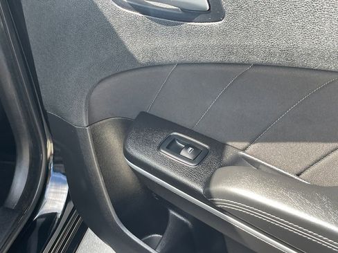 Used 2022 Dodge Charger SXT image 19