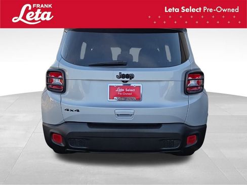 Used 2018 Jeep Renegade Sport w/ Power & Air Group image 9