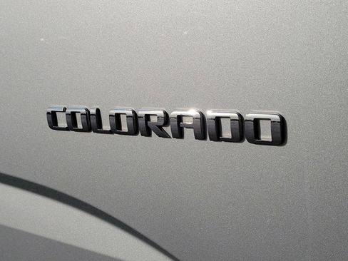 Used 2017 Chevrolet Colorado W/T w/ WT Convenience Package image 6