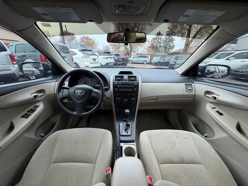 Used 2013 Toyota Corolla L image 2