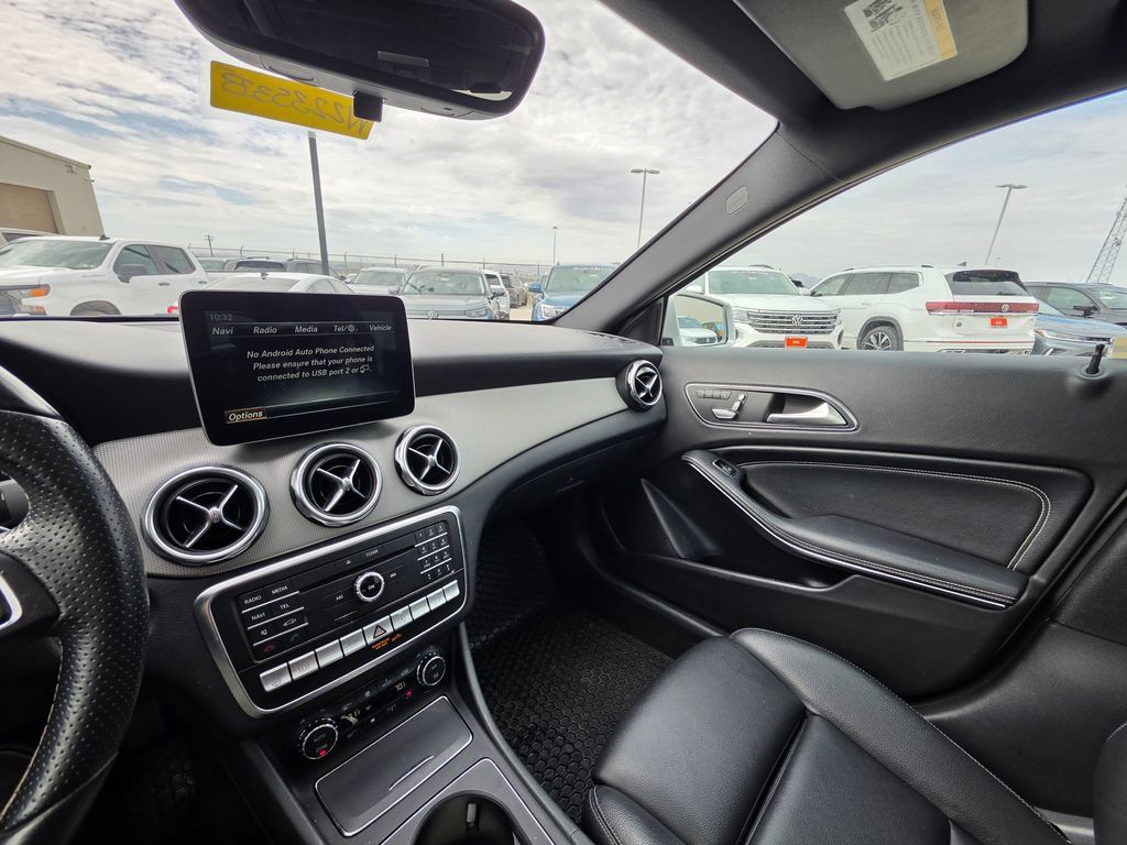 Used 2018 Mercedes-Benz GLA 250 4MATIC image 13