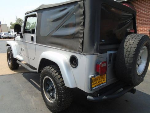 Used 2005 Jeep Wrangler Unlimited Sport image 6