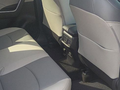 Used 2024 Toyota RAV4 XLE Premium image 18