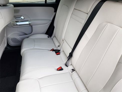 Certified 2026 Mercedes-Benz GLB 250 4MATIC image 12