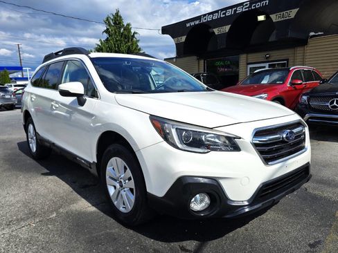 Used 2018 Subaru Outback 2.5i Premium AWD/4WD image 31