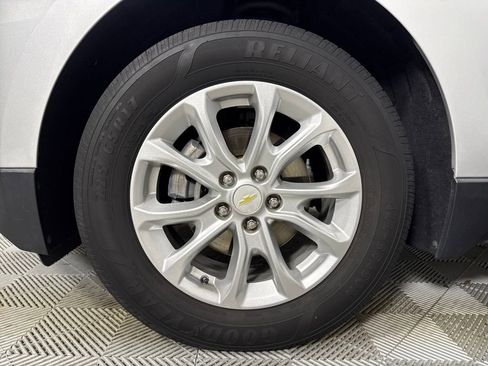 Used 2019 Chevrolet Equinox LS image 19