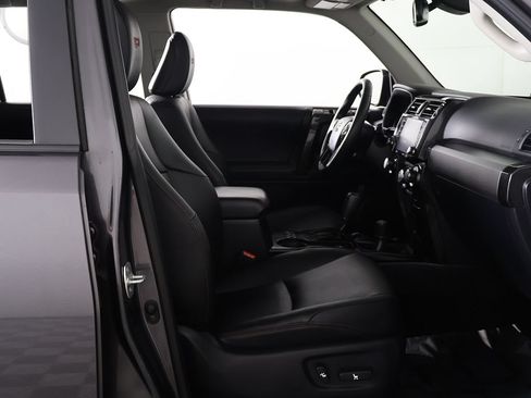 Used 2021 Toyota 4Runner Venture w/ Moonroof Package AWD/4WD image 27