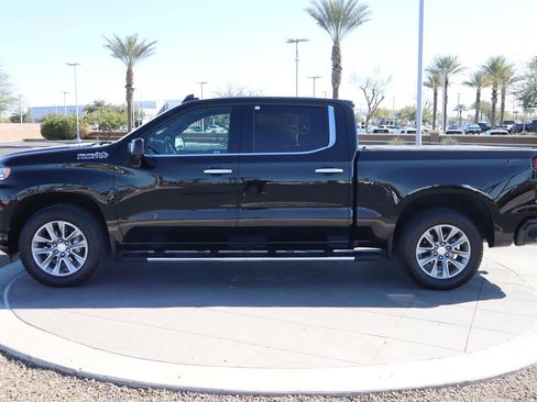 Used 2021 Chevrolet Silverado 1500 High Country w/ Safety Package II image 8