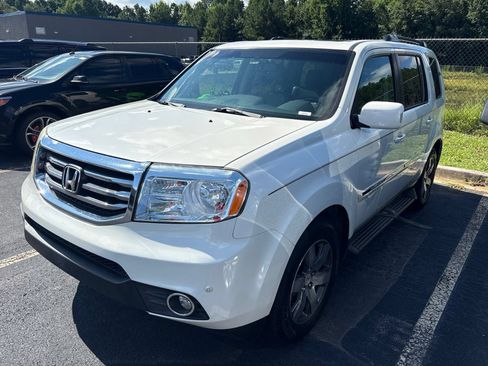 Used 2015 Honda Pilot Touring image 1