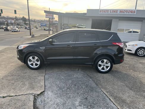 Used 2014 Ford Escape SE image 1