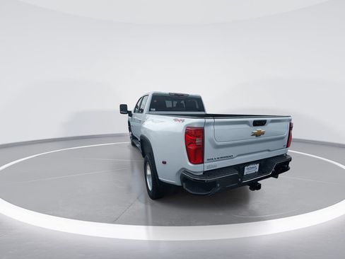 New 2026 Chevrolet Silverado 3500 LT w/ All Star Edition AWD/4WD image 6