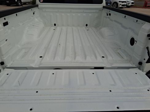 New 2026 Nissan Frontier S w/ Tow Package image 6