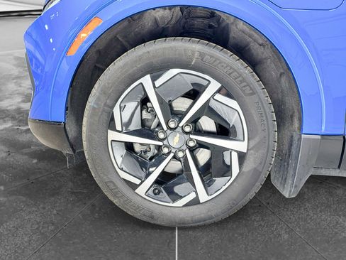 Used 2024 Chevrolet Equinox EV LT w/ LPO, Active Package AWD/4WD image 30