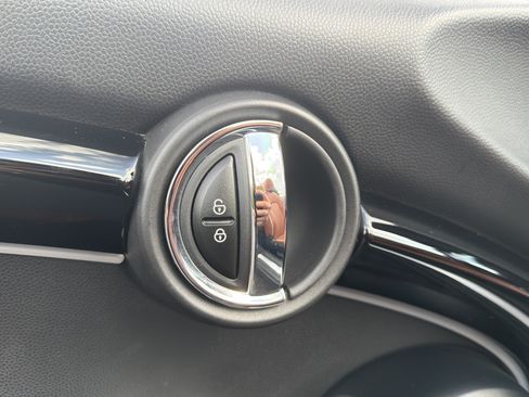 Used 2024 MINI Cooper S FWD image 22