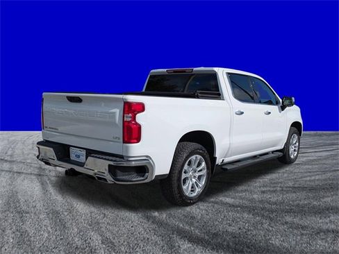 Used 2025 Chevrolet Silverado 1500 LTZ image 4