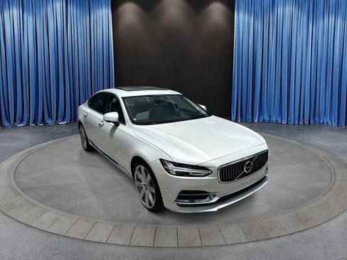 Used 2018 Volvo S90 T6 Inscription image 1