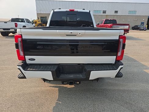 Used 2025 Ford F250 Platinum AWD/4WD image 5