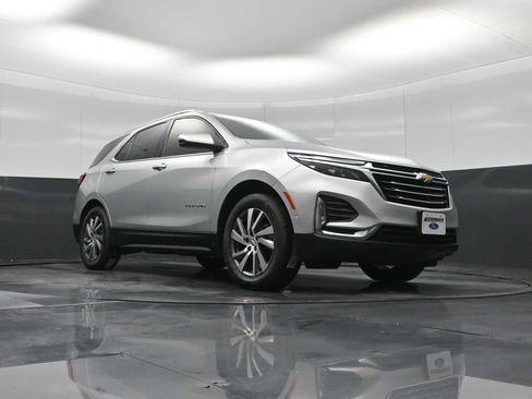 Used 2022 Chevrolet Equinox Premier image 27