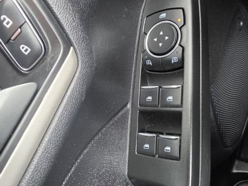 Used 2022 Ford Escape SE AWD/4WD image 12