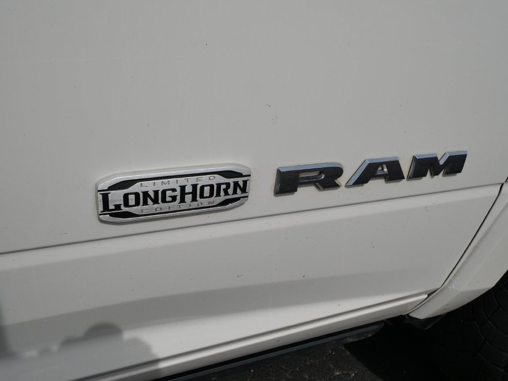 Used 2022 RAM 2500 Limited AWD/4WD image 10