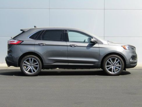 Used 2024 Ford Edge Titanium w/ Equipment Group 301A AWD/4WD image 9