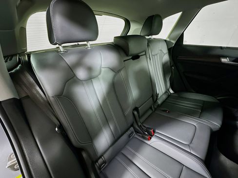 Certified 2025 Audi Q5 2.0T Premium Plus w/ Premium Plus Package image 28