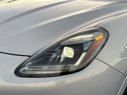 Certified 2024 Maserati Grecale GT image 9