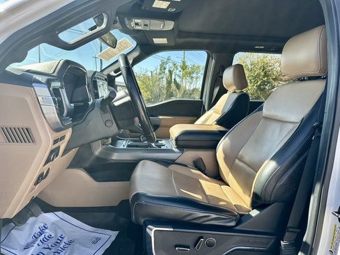 Used 2021 Ford F150 Lariat w/ Equipment Group 502A High image 9