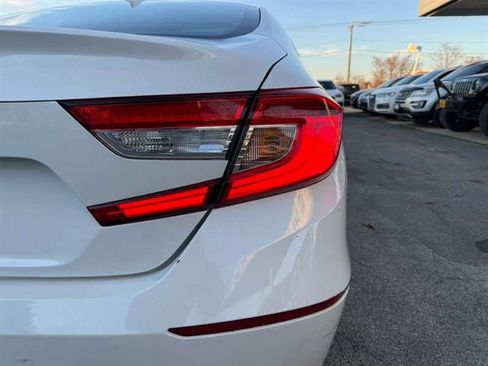 Used 2019 Honda Accord EX-L image 10