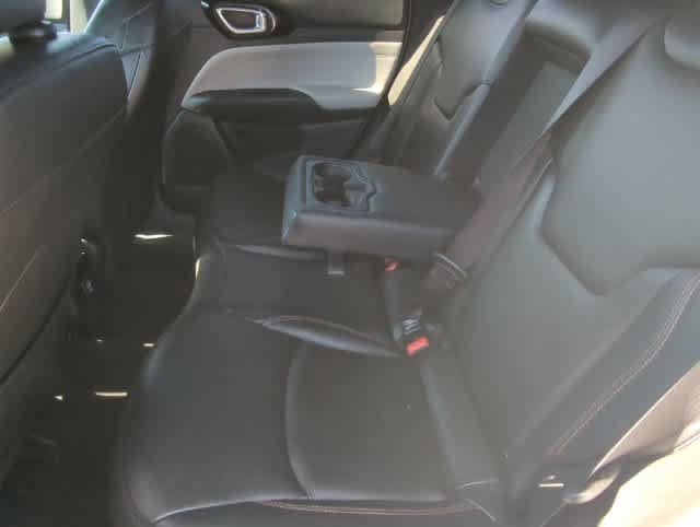 Used 2024 Jeep Compass Limited AWD/4WD image 19