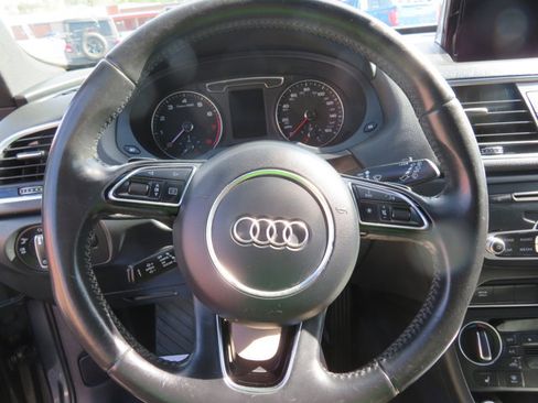 Used 2016 Audi Q3 2.0T Prestige image 26