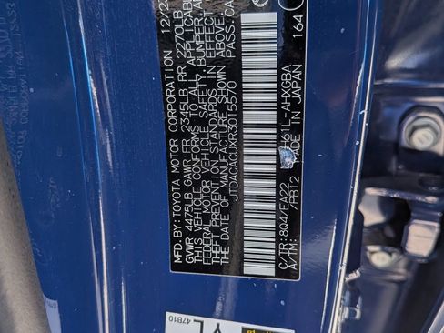 Used 2024 Toyota Prius Prime FWD image 23