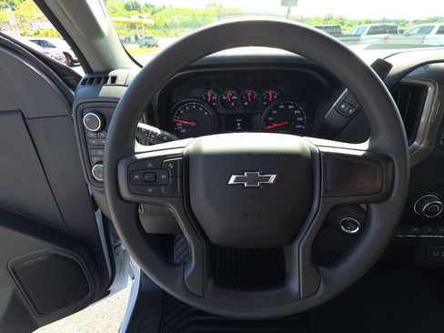 New 2026 Chevrolet Silverado 1500 Custom Trail Boss AWD/4WD image 18