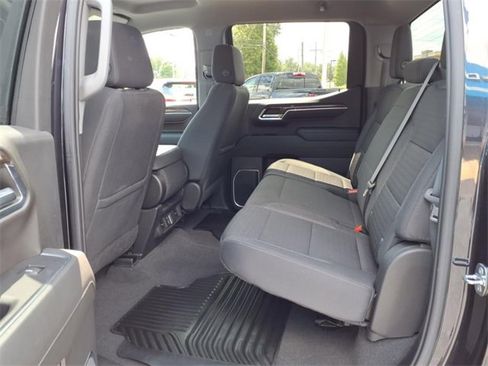 Used 2022 Chevrolet Silverado 1500 LT image 13