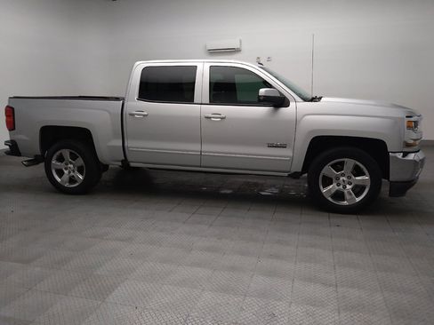 Used 2017 Chevrolet Silverado 1500 LT w/ Texas Edition RWD image 11