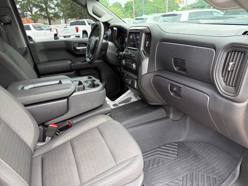 Used 2026 Chevrolet Silverado 1500 Custom Trail Boss AWD/4WD image 12